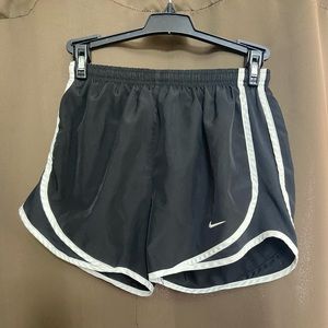 Women’s XS Nike Shorts